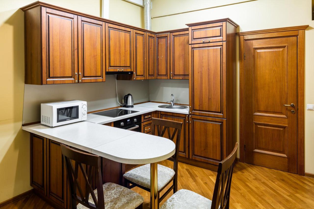 13 Franka Apartment 2 Lviv Ngoại thất bức ảnh